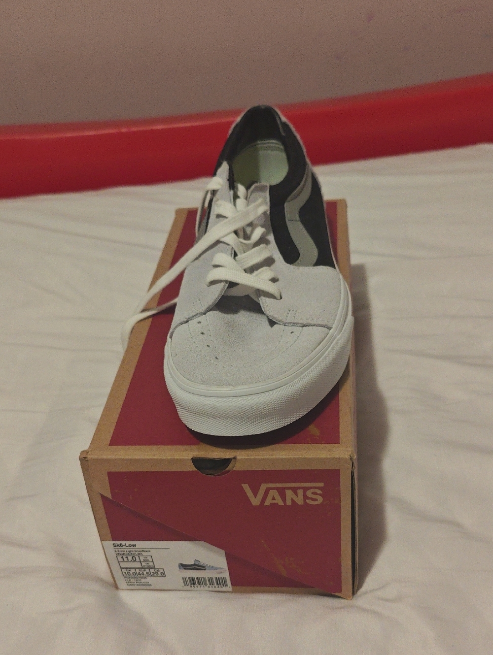 Vans Men’s Low-Top Sneakers in Light Gray, Black and Neon Yellow